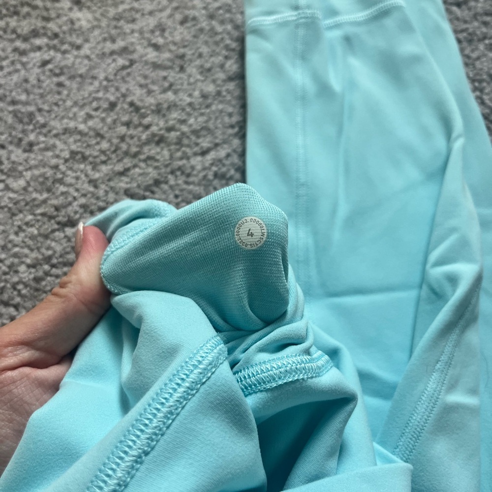 Lululemon Align Leggings 28” - Picture 3 of 3